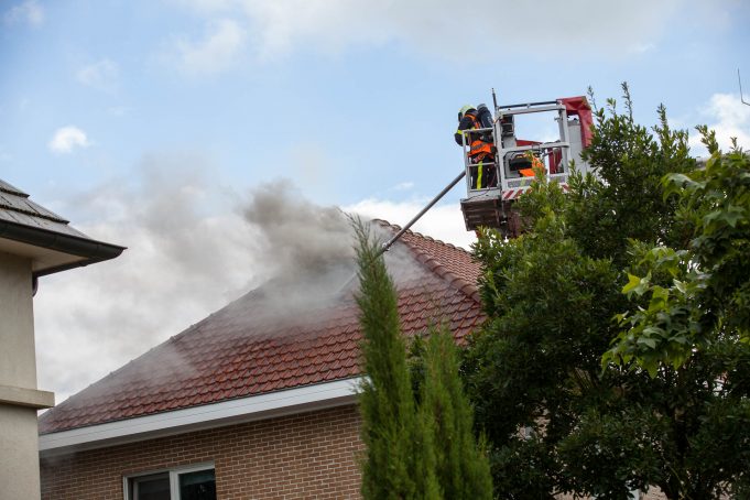 Felle brand in woning aan Velletriweg in Oudenbosch