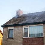 Uitslaande zolderbrand in woning aan Boutenslaan in Roosendaal