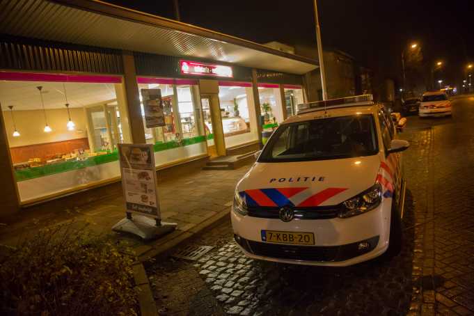 Cafetaria in Steenbergen overvallen