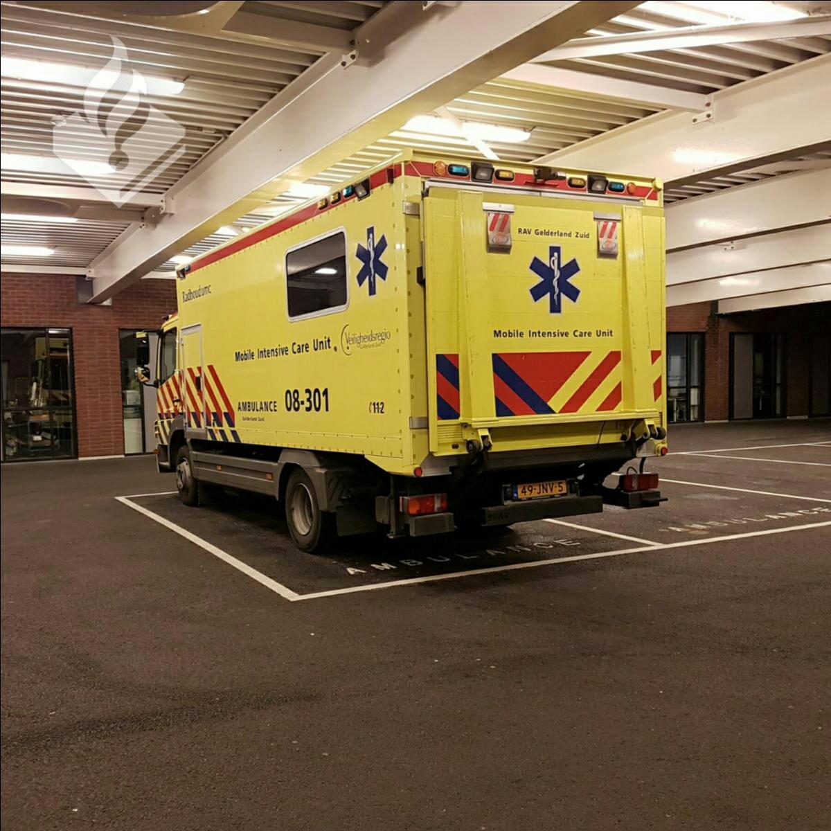 Roosendaler (46) aangehouden voor hinderen ambulance op A59