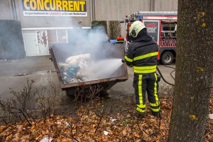 Container in brand op Oostplein in Roosendaal
