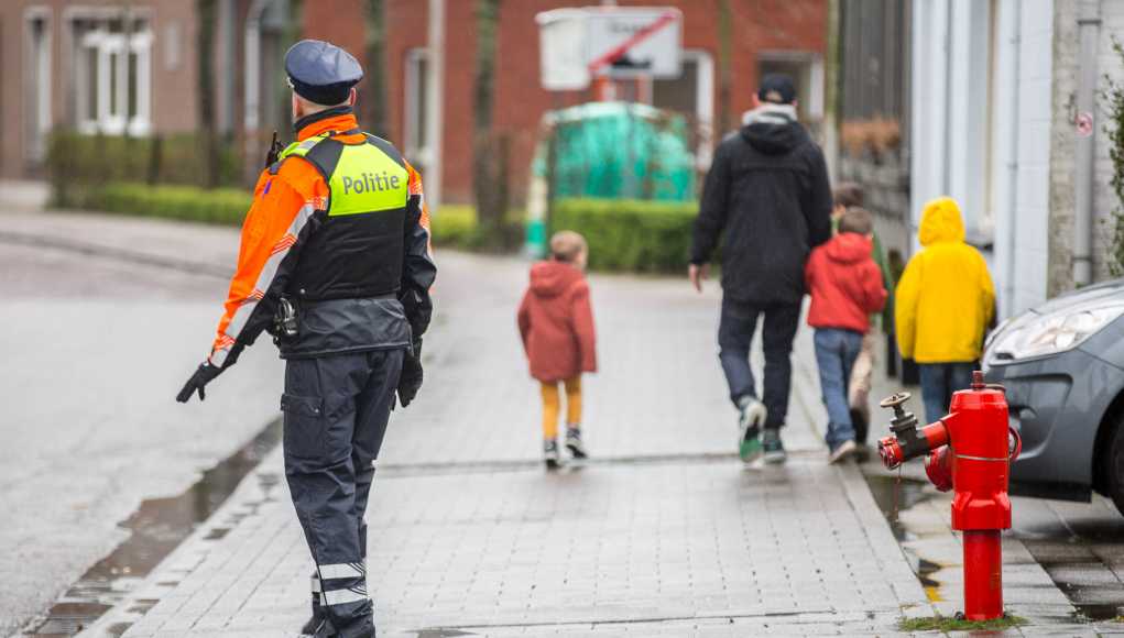 Zeshonderd scholieren in Essen geëvacueerd na bommelding