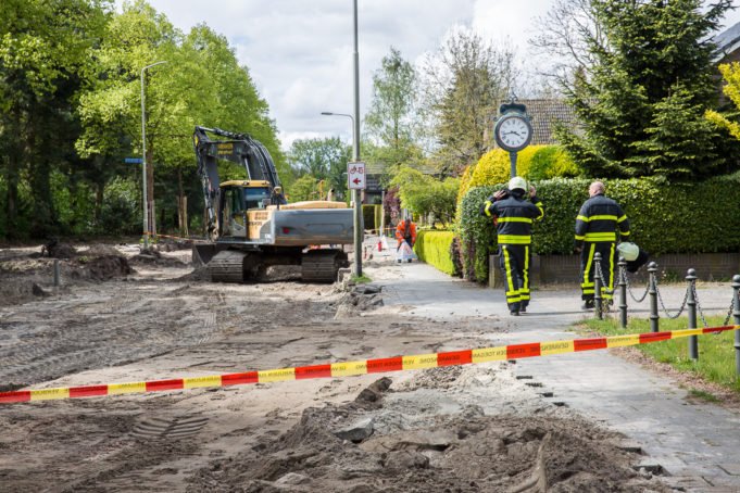 Gasleiding geraakt tijdens graafwerkzaamheden aan Zundertseweg in Roosendaal