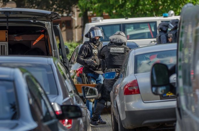 Arrestatieteam haalt verwarde man uit woning in Oudenbosch