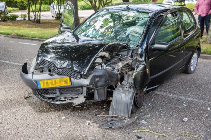 Twee gewonden bij ongeval aan Rucphensebaan in Roosendaal
