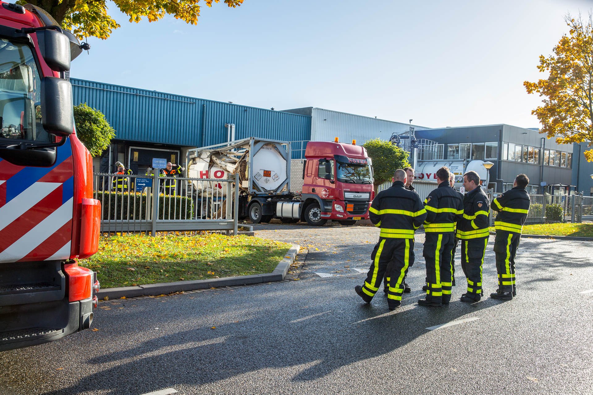 Tankwagen ontploft bij bedrijf in Roosendaal
