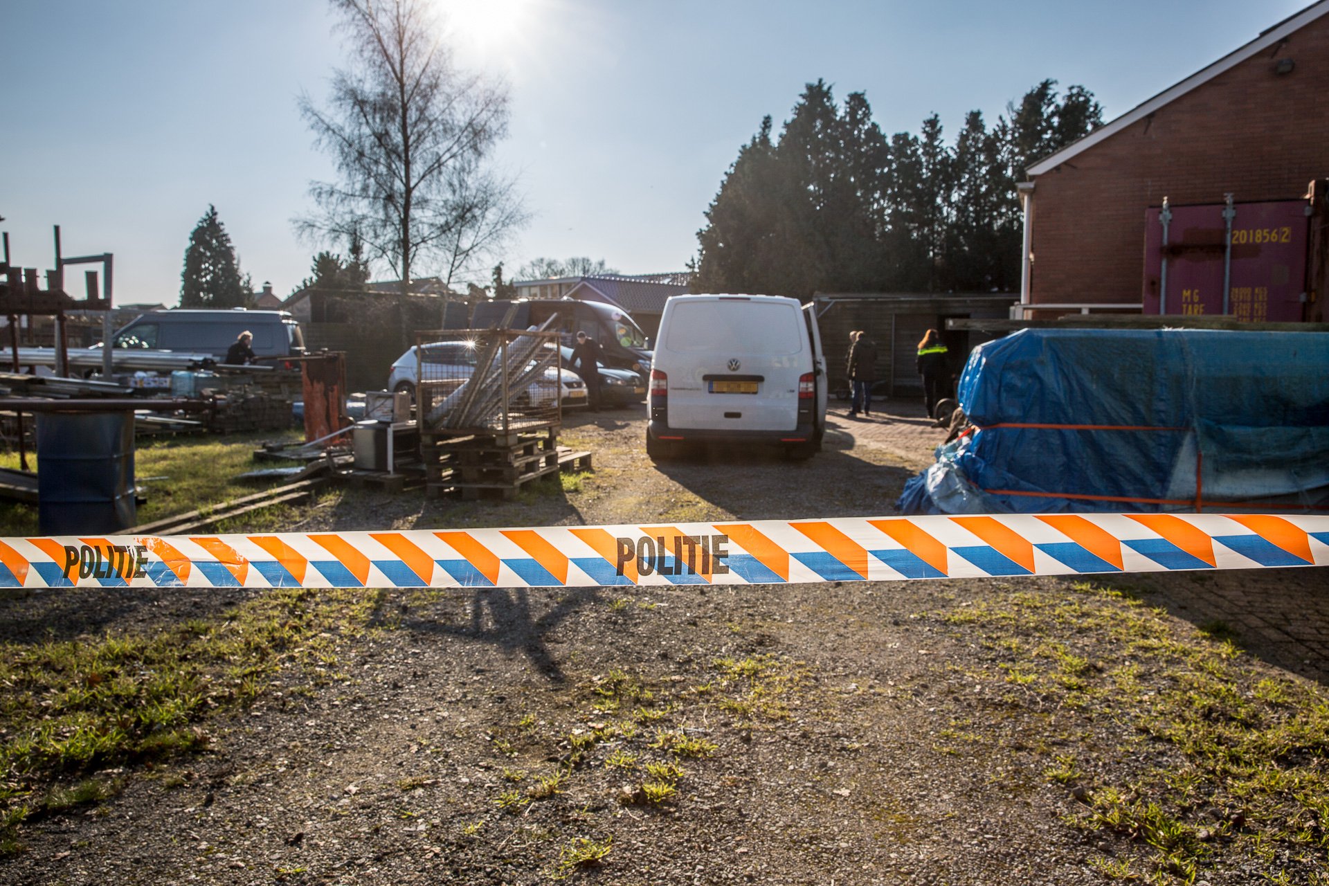Aanhouding na inval groot XTC-lab in Sint Willebrord