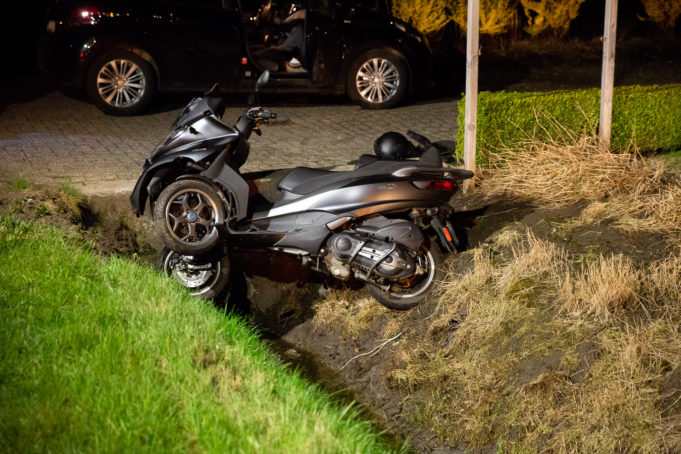 Gewonde bij eenzijdig ongeval met motor-driewieler in Wouwse Plantage