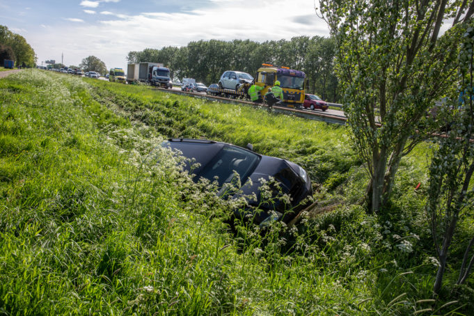 Twee gewonden bij ongeval op A58 bij Roosendaal
