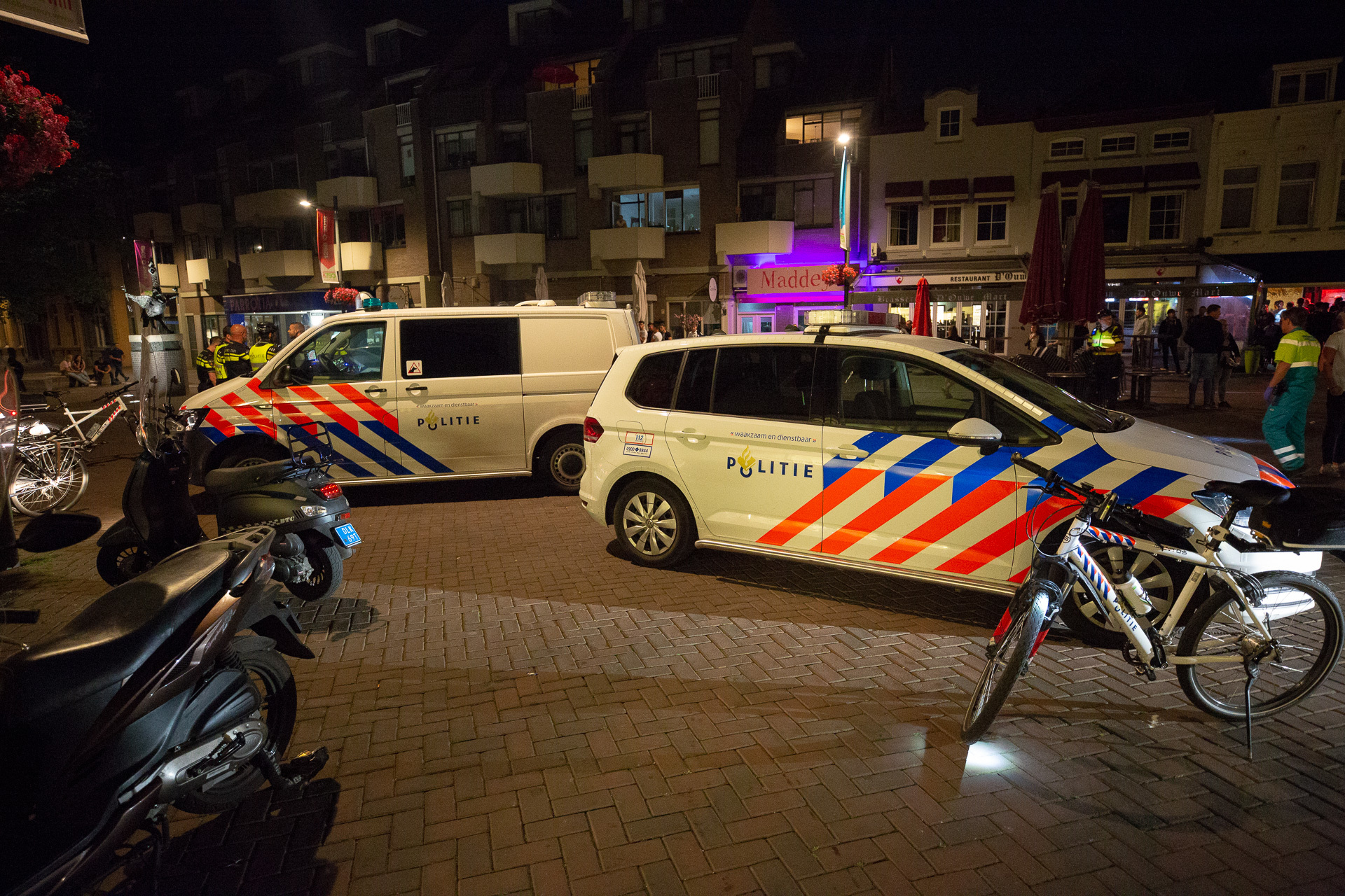 Politie op de Markt in Roosendaal