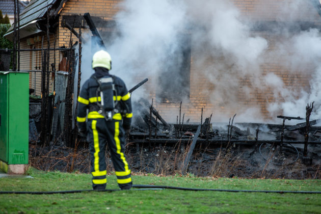 Uitslaande brand bij woning in Sint Willebrord