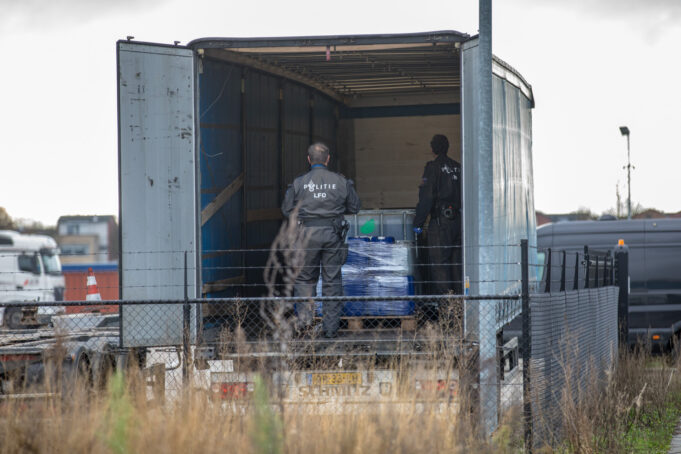 Drugsafval in vrachtwagentrailer aangetroffen