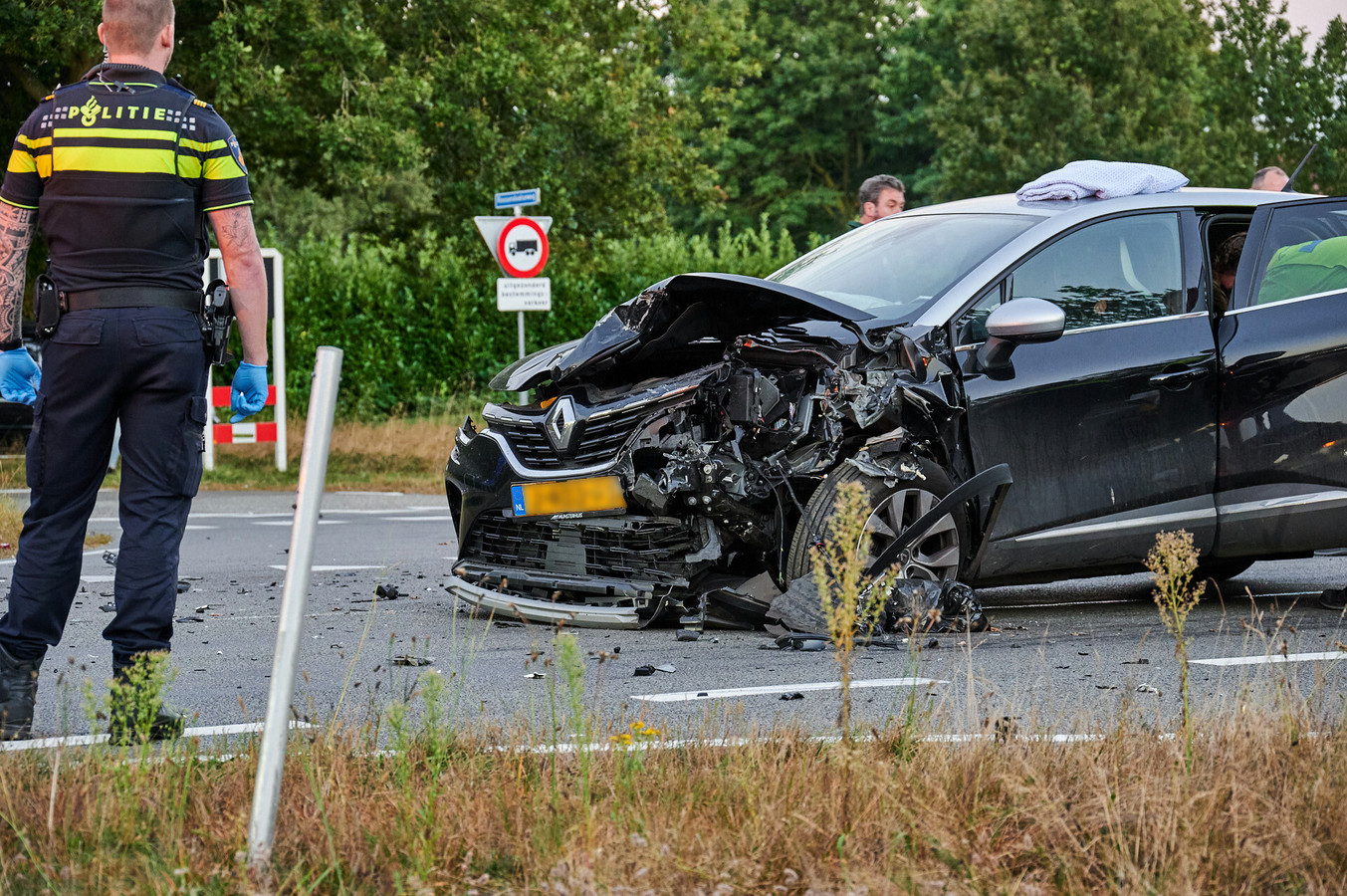 Elf gewonden bij ongeluk met vier auto's in Sint Willebrord