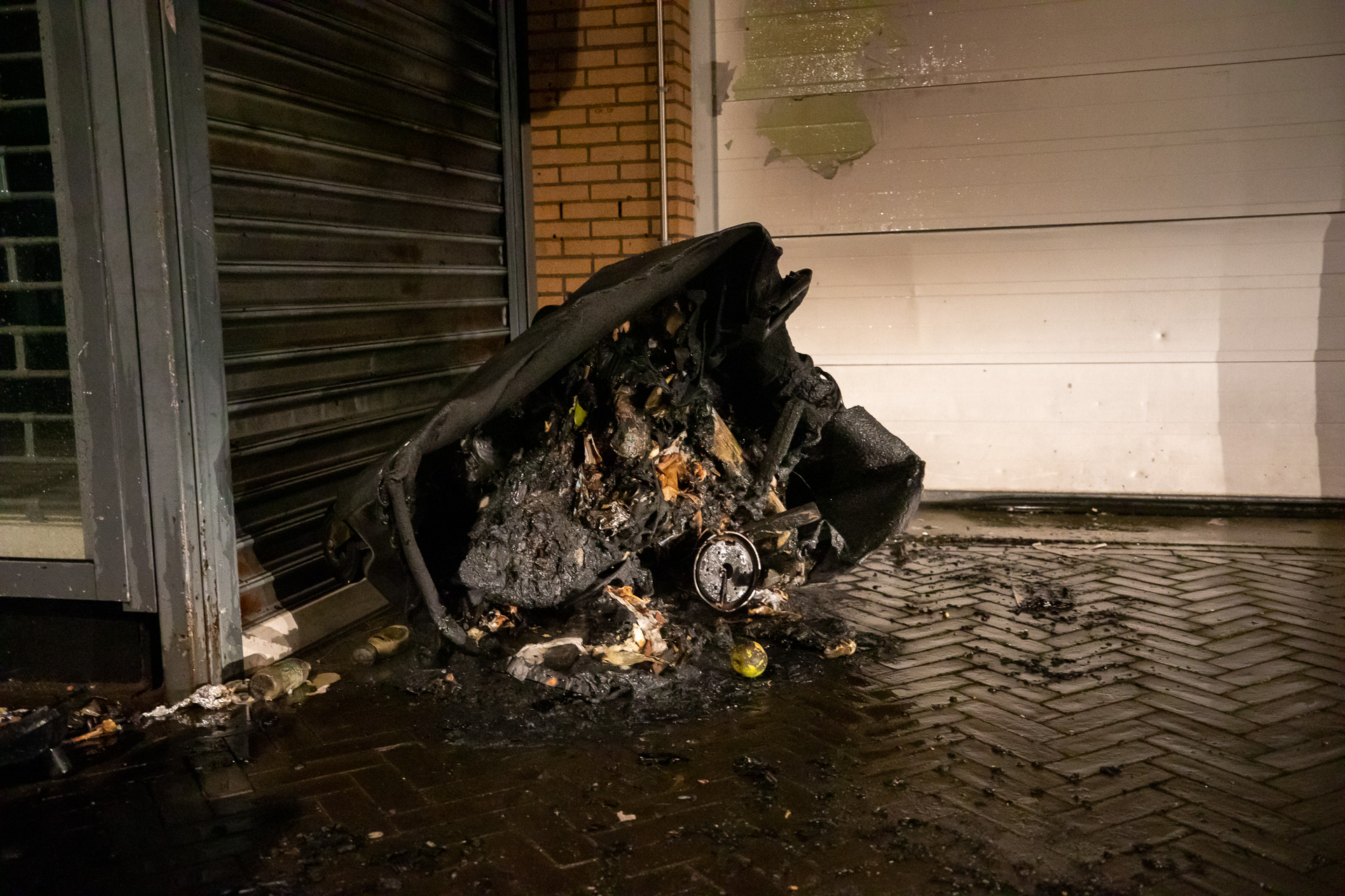 Opnieuw container uitgebrand in centrum Roosendaal