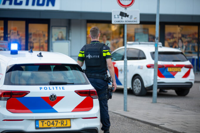 Omstanders grijpen in bij overval op winkel in Roosendaal