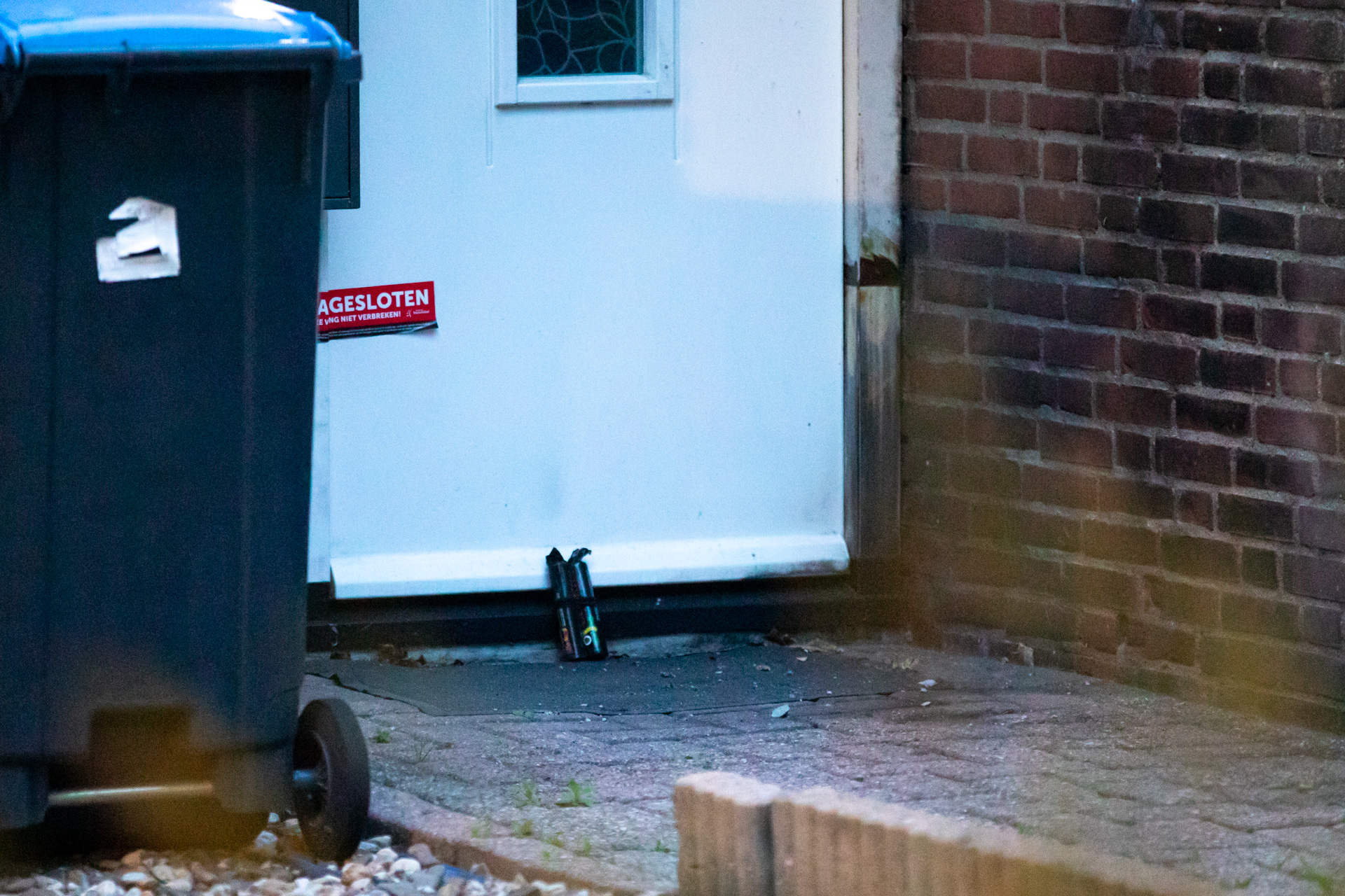 Poging tot aanslag met explosieven bij woning aan Desmijndijk